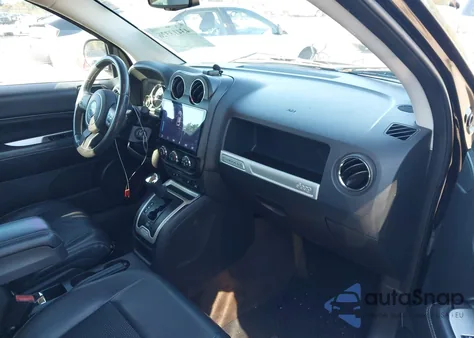 2014 Jeep Compass Latitude из США, поврежденный, VIN 1C4NJDEB8ED647721